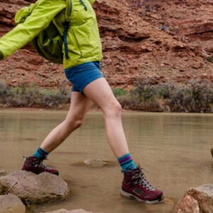 Vasque Women's 9.5M Red Mahogany 7189 Breeze III GTX Hiking Outdoor Boots BR30-3
